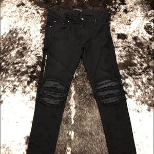 Amiri Size 32
